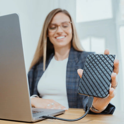 Verbatim Store ’n’ Go USB-C & USB-A External SSD – 256GB / 512GB